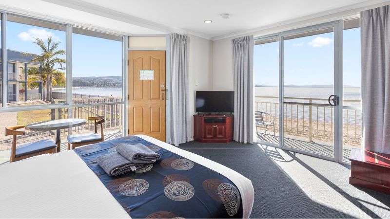 Best Western Port Lincoln _ Bedroom over looking the beach
